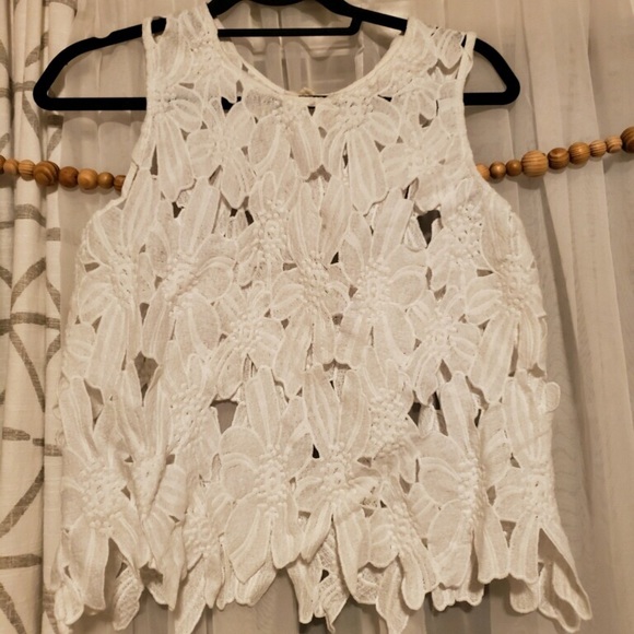 Caution to the Wind Top - Picture 1 of 1